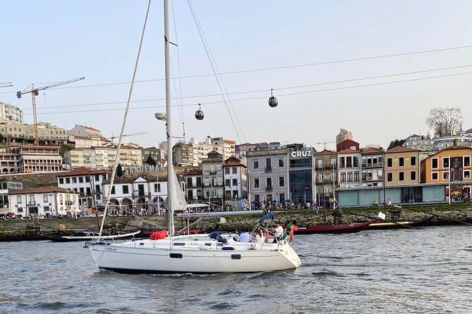 Port : Douro River Cruise (2 h) – Wine & Scenic Views - Gardens, Gothic church glimpses, and the quiet rhythm along the banks