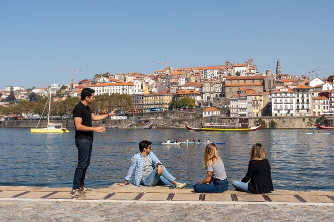 Porto 360°: Helicopter Flight, Guided Walking Tour & River Cruise - Stop 4 and Stop 5: Douro River cruise and the bridge glide