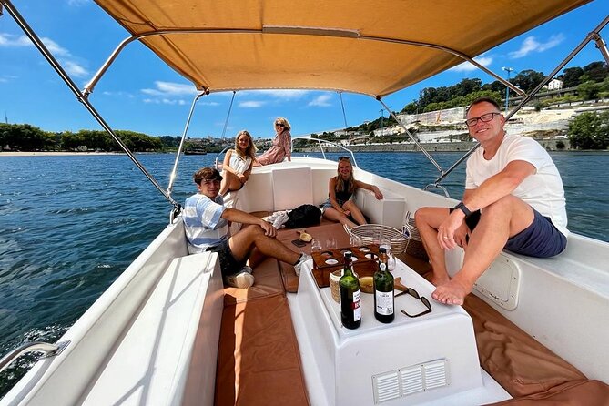 Porto:Douro River boat tour under the 6 bridges - Passing the six bridges: what the guide actually helps you notice
