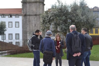 Porto Half Day Tour with River Cruise and Wine Tasting - The Guided Walk: Universidade to the Church Tiles (Stops That Set the Tone)