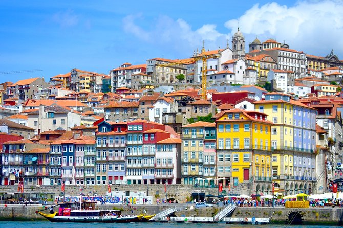 Porto Half Day Tour with River Cruise and Wine Tasting - Cathedral, Bolsa, and the Old Walls: When the Stops Get Slightly Royal