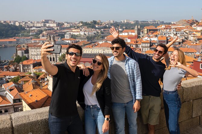 Porto Walking Tour, Lello Bookshop, River Cruise and Cable Car - A smart mix of old Porto, Lello, cable car, and Douro river time