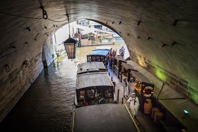 Prague Castle and Canal River Boat Tour - Charles Bridge Museum and the cruise launch: two ways to see the same city