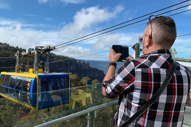 PRIVATE Blue Mountains Tour, Wildlife Park and River Cruise - The Blue Mountains Highlights: Three Sisters, Echo Point, Cahill’s Lookout