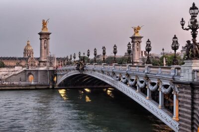 Private City Tour of Paris & River Cruise with Hotel Pick-Up - Eiffel Tower: Photos, Not a Ticketed Visit