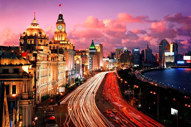 Private Evening Tour: VIP Huangpu River Cruise and Shanghai Lights - Getting picked up at 7 PM and beating the worst of evening crowds
