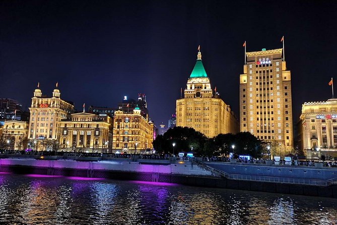 Private Evening Tour: VIP Huangpu River Cruise and Shanghai Lights - Stop 3: Pudong Lujiazui after the cruise (the skyline flips)
