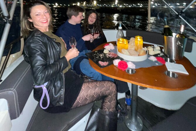 Private Seine River Cruise in Paris - The 90-minute route: what you’ll actually see (and why it works)
