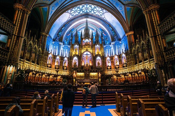 Private Tour of Montreal with River Cruise + Notre Dame - Mont-Royal drive-to-lookout: Golden Square Mile and Notre Dame des Neiges on the way
