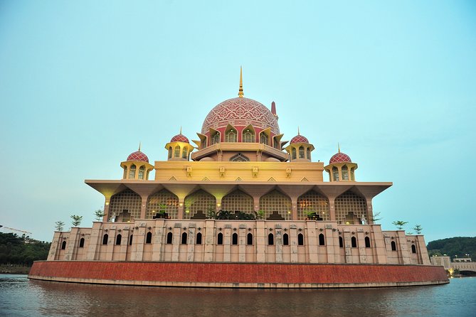Putrajaya Half Day Tour with Pink Mosque & River Cruise(SIC) - Timing reality: why the ride can eat into the cruise