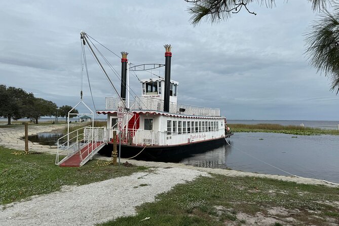 Riverboat Sunset Cruise in St Cloud - Getting On Board at 1402 Lakeshore Blvd (And Settling In Fast)