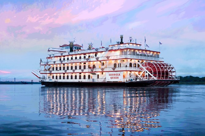 Savannah Land & Sea Combo: City Sightseeing Trolley Tour with Riverboat Cruise - What the guides and narration do differently here
