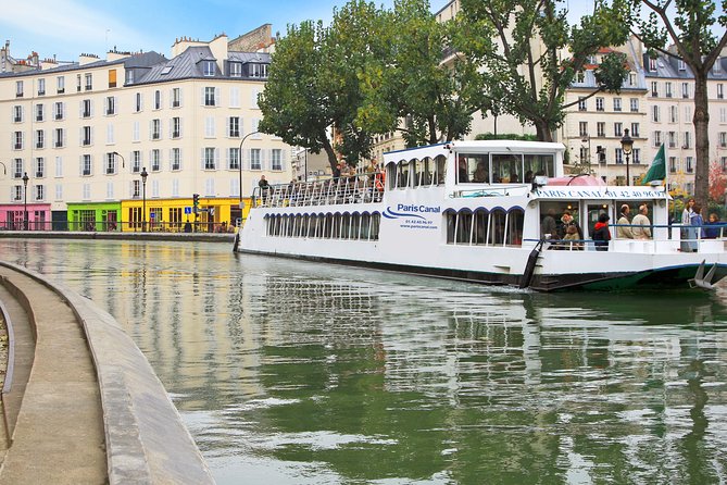 Seine River Cruise and Paris Canals Tour - Entering Canal Saint-Martin: Napoleon-Era Engineering in Plain Sight