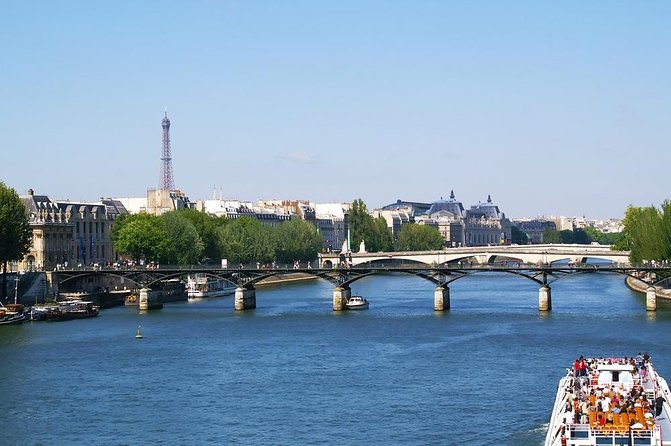 Seine River Cruise and Paris Canals Tour - Seine Portion: Louvre and Notre-Dame Views From the Water