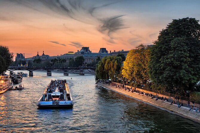 Seine River Cruise with Commentary 1 Hour - Quick highlights: what makes this cruise worth your time