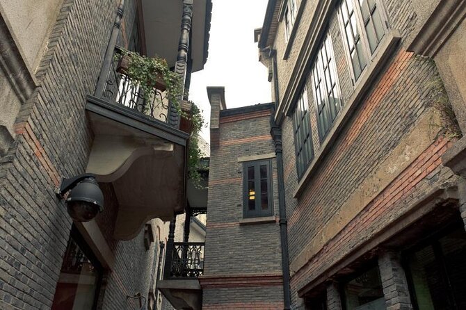 Shanghai Night River Cruise and Light Tour with Yuyuan Bazaar - Key Highlights Worth Planning For