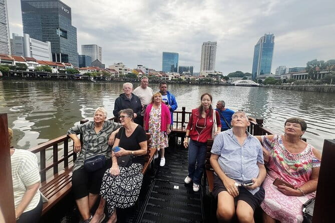 Singapore light to night : River Cruise & 02 Stunning Light Shows - Why this Singapore night circuit feels efficient (and not like a checklist)