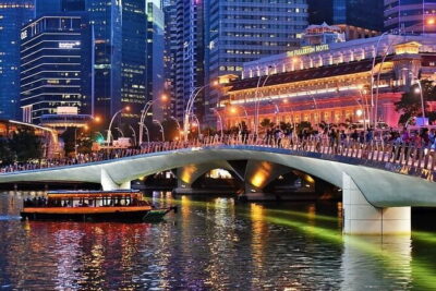 Singapore light to night : River Cruise & 02 Stunning Light Shows - Price and what you’re really buying for $53.60