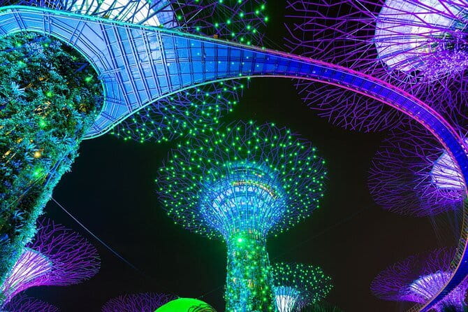 Singapore River Cruise, Light Shows and Twilight Tour - Weather, closures, and how to stay comfortable at night