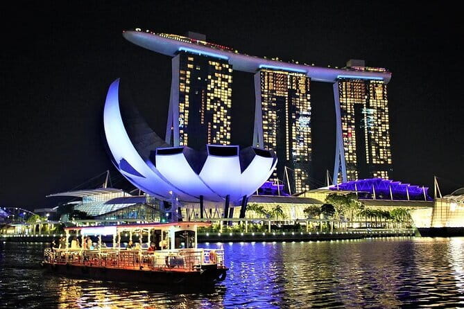 Singapore River Cruise Tour with E-Tickets - Key highlights to look for