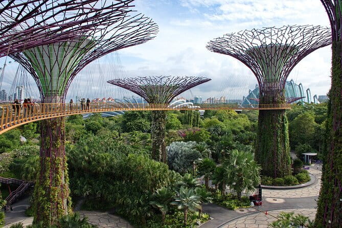 Singapore River Cruise Tour with E-Tickets - Esplanade–Theatres on the Bay: spotting Singapore’s culture hub