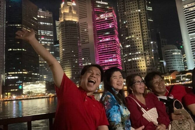 Singapore River Cruise with 2 Shows (4 hours) - A 4-hour Singapore River night that’s built for real timing