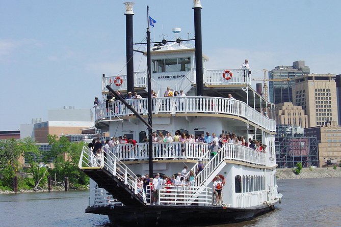 St. Paul Tour & Mississippi River Cruise - St. Paul by Coach: Capitol Views, a Copper-Dome Cathedral, and the Neighborhood Story
