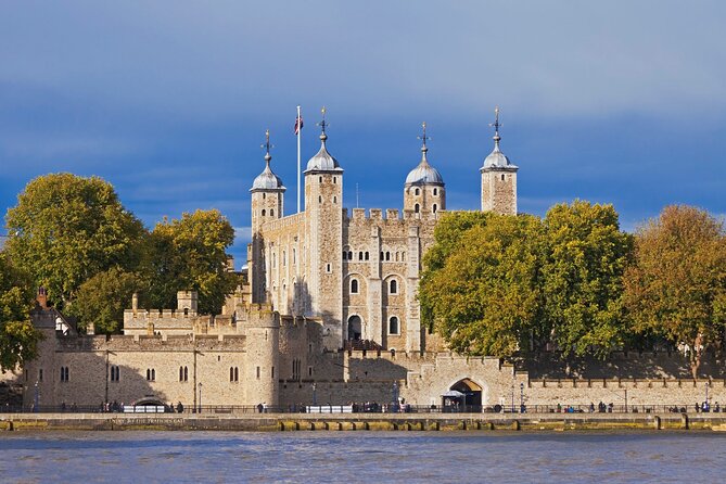 Tower of London Tickets with Thames River Cruise Ride - Where you board matters: choosing a pier that fits your day