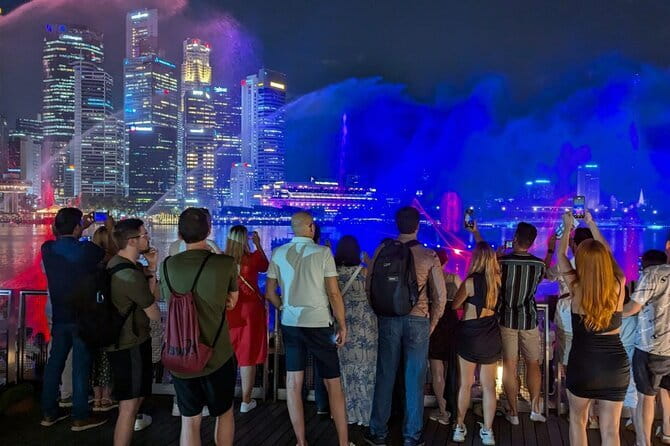 Twilight Magic Singapore River Cruise and 2 Light Show - Key highlights at a glance