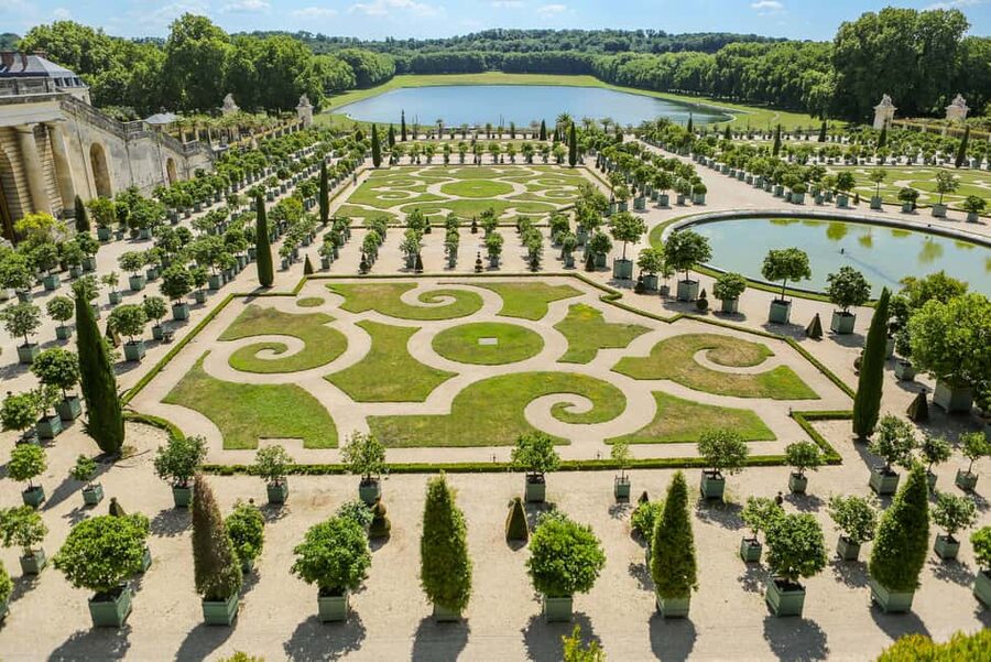 Versailles Palace and Gardens Entry with Seine river Cruise - Who This Versailles and Seine Combo Suits Best