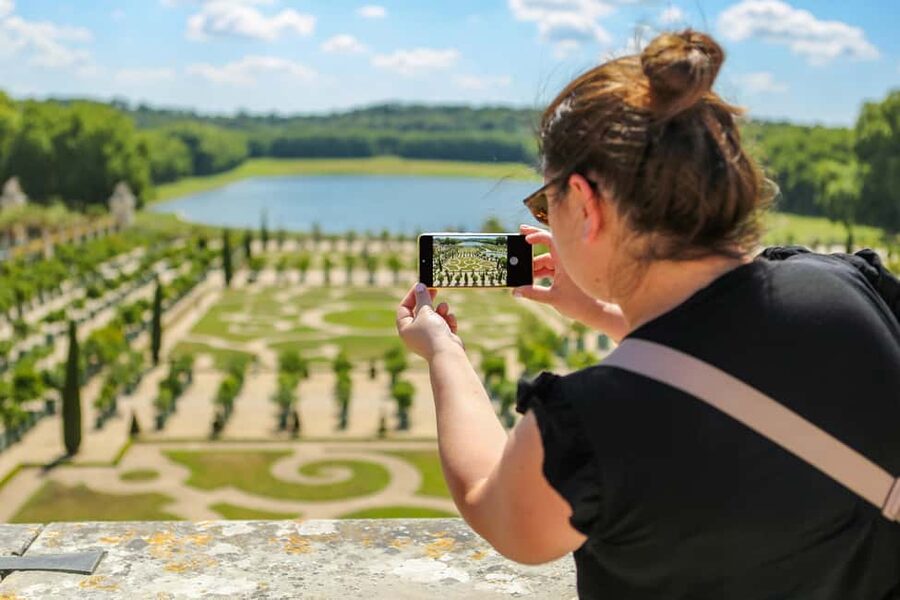 Versailles Palace and Gardens Entry with Seine river Cruise - FAQ