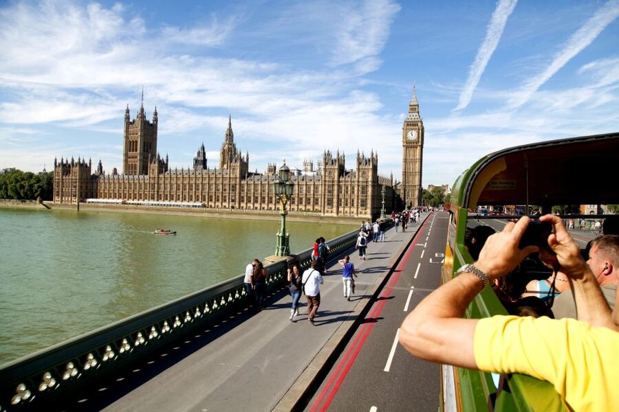 Vintage Double Decker Bus Tour & Thames River Cruise - St. Paul’s and the Tower of London: how the tour connects names to places