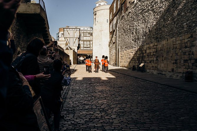 VIP Early Access Opening Ceremony Tower of London & River Cruise - Group Size, Ear Pieces, and How the Tour Moves
