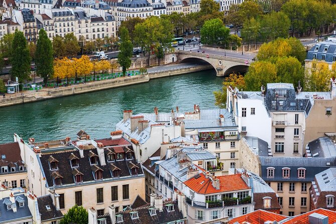 VIP Paris in a Day: Montmartre, Louvre, Île de la Cité, Cruise - Montmartre first: artists, cabarets, and photo-friendly streets