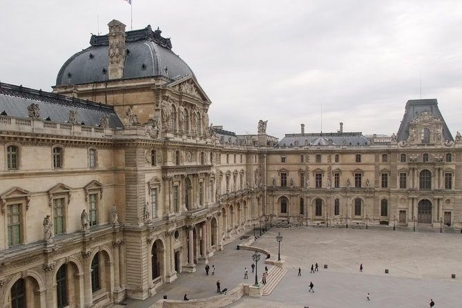 VIP Paris in a Day: Montmartre, Louvre, Île de la Cité, Cruise - How to not burn out in the Louvre (even with a good route)