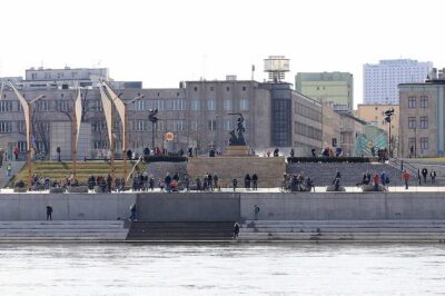 Warsaw: Vistula River Cruise with Your Music & City Views - Getting Onboard at Rejsowisko: The Setup That Makes It Easy
