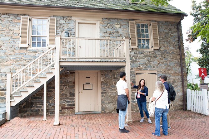 Washington: Potomac River Cruise & Guided Georgetown Walking Tour - Holy Trinity Catholic Church: the JFK plaque and the early days of seating