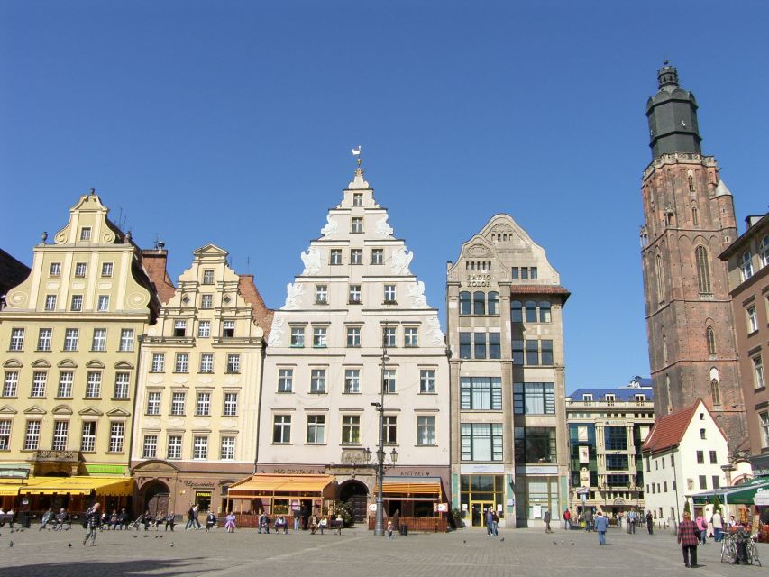 Wrocław: Long City Walk and River Cruise - Price and value: a private tour with paid-on-the-side tickets