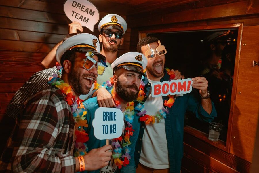 Wroclaw: Oder River Boat Party with Unlimited Drinks - Why this Odra River boat party feels different in Wrocław