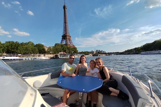 Your Private boat Captain Guide Explore Historical Paris - 1.5 Hours on the Seine: what the cruise feels like